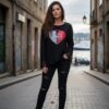 Camiseta interior de manga larga negra con estampado pepa rodriguez, un basico en tu armario